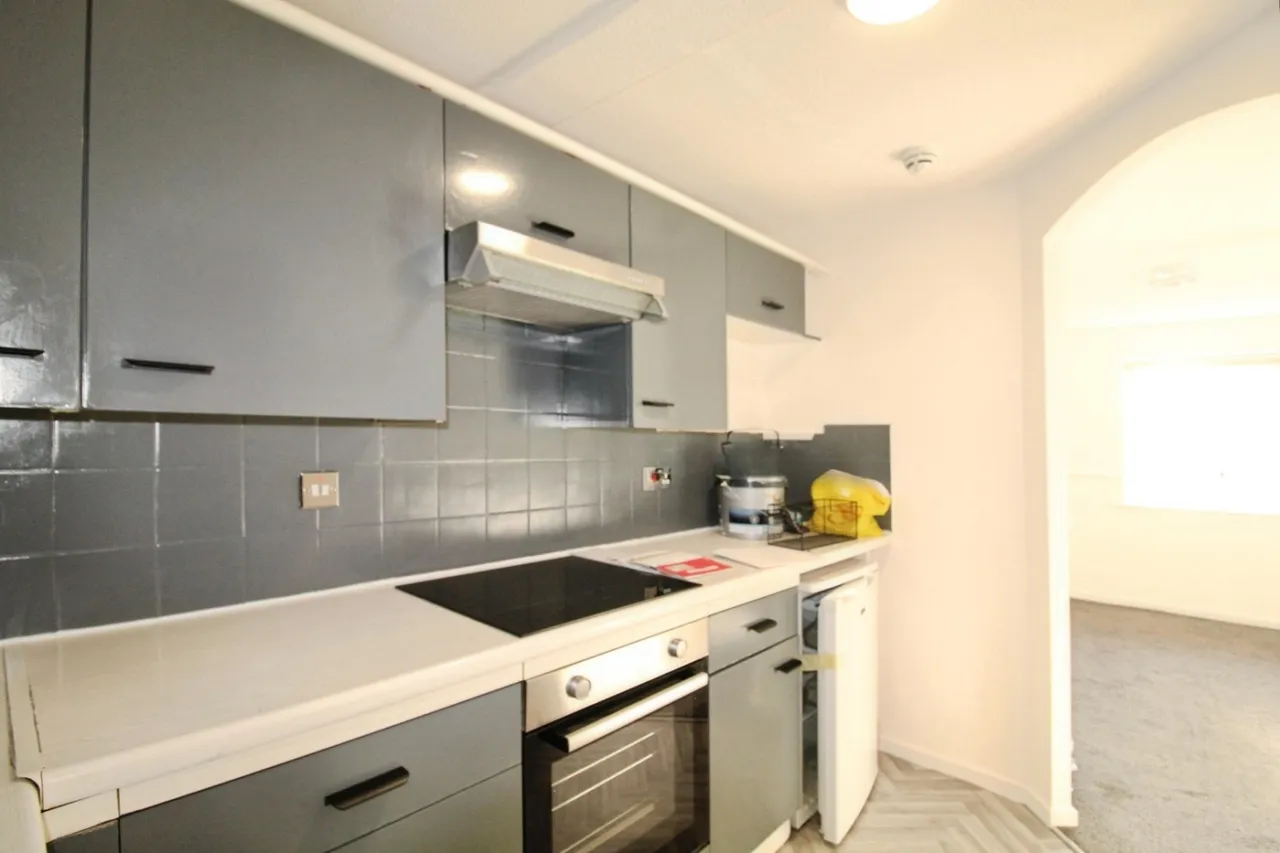 Eleanor Way, Waltham Cross, EN8, photo 5