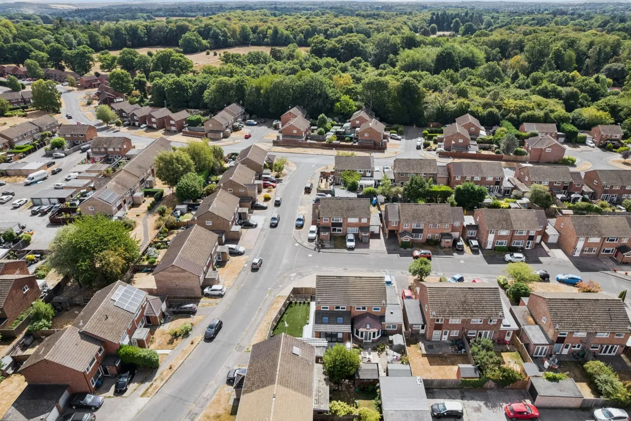 Wardes Close, Prestwood, HP16, photo 21