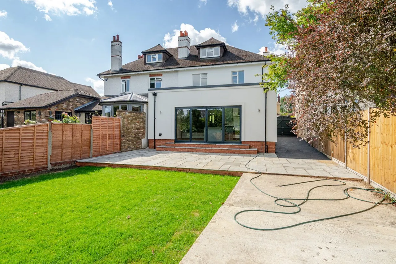 Sandhurst Road, DA15, photo 28