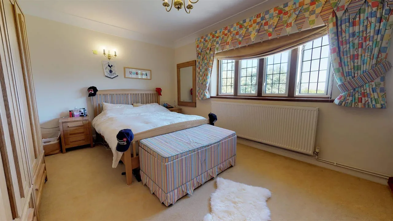 Bury Road, London, E4, photo 10