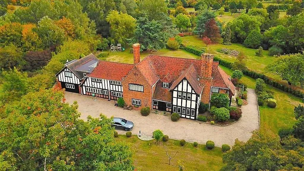 5 bed house for sale, Bury Road, London, E4