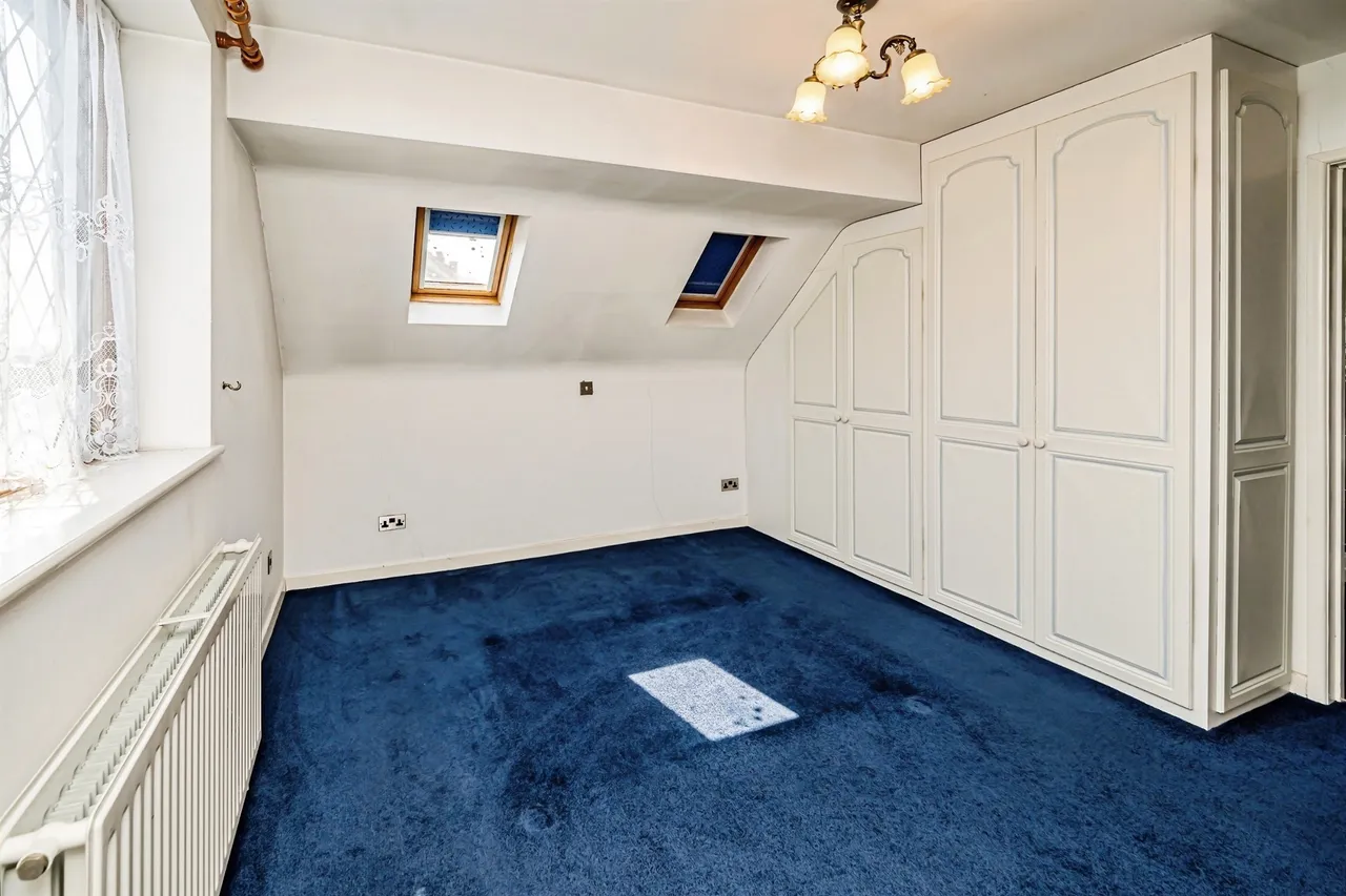 Burnham Lane, Slough, SL1, photo 16