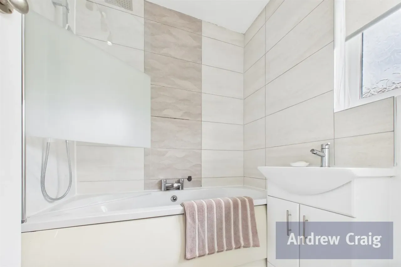 Mccracken Drive, Newcastle Upon Tyne, NE13, photo 13