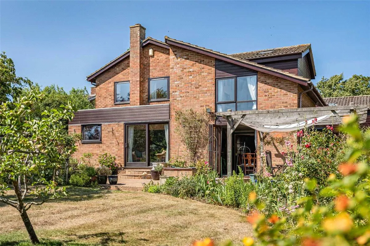 5 bed house for sale, Charnocks Close, Gamlingay, SG19