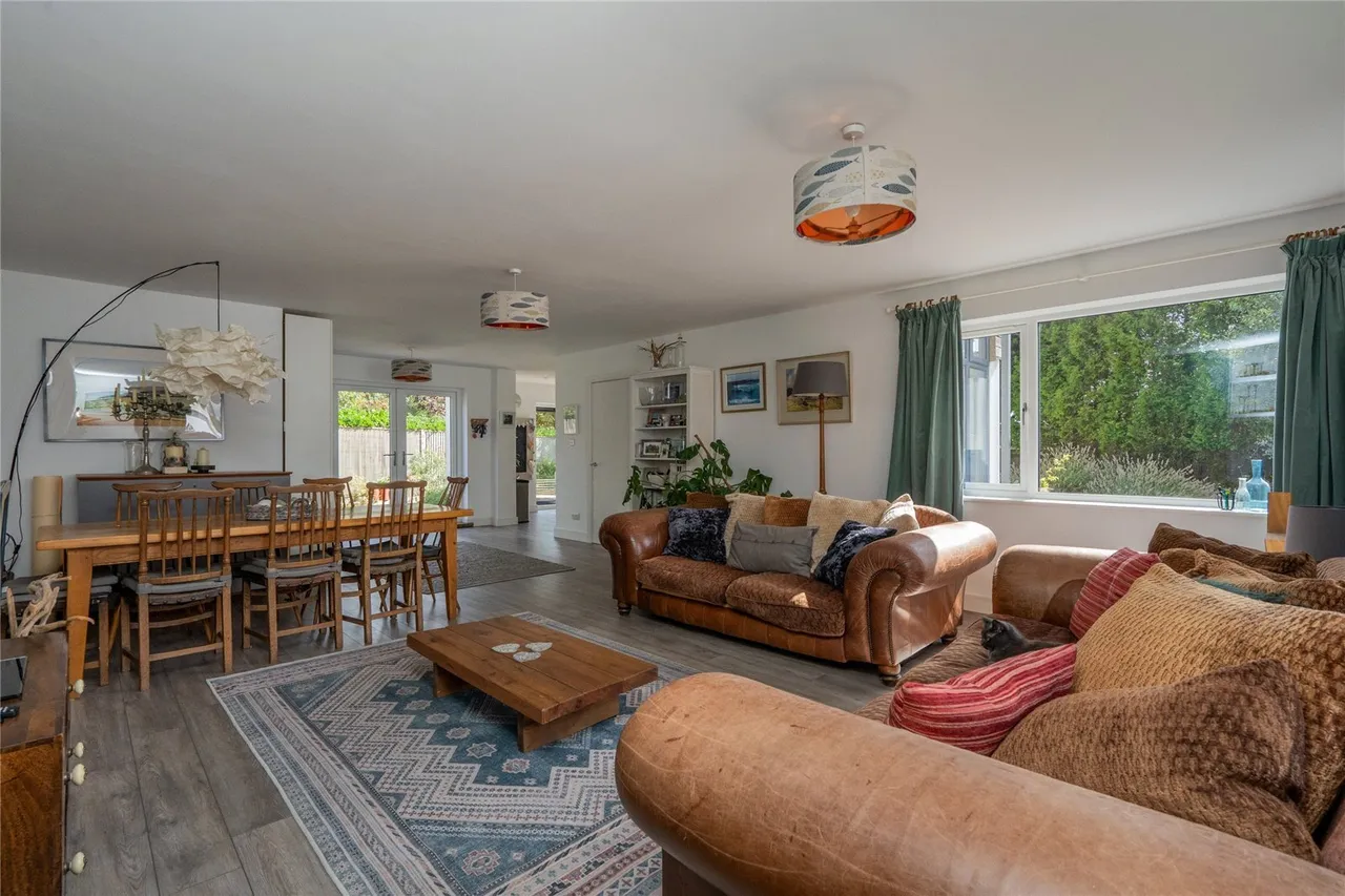 Wittering Road, Hayling Island, PO11, photo 5