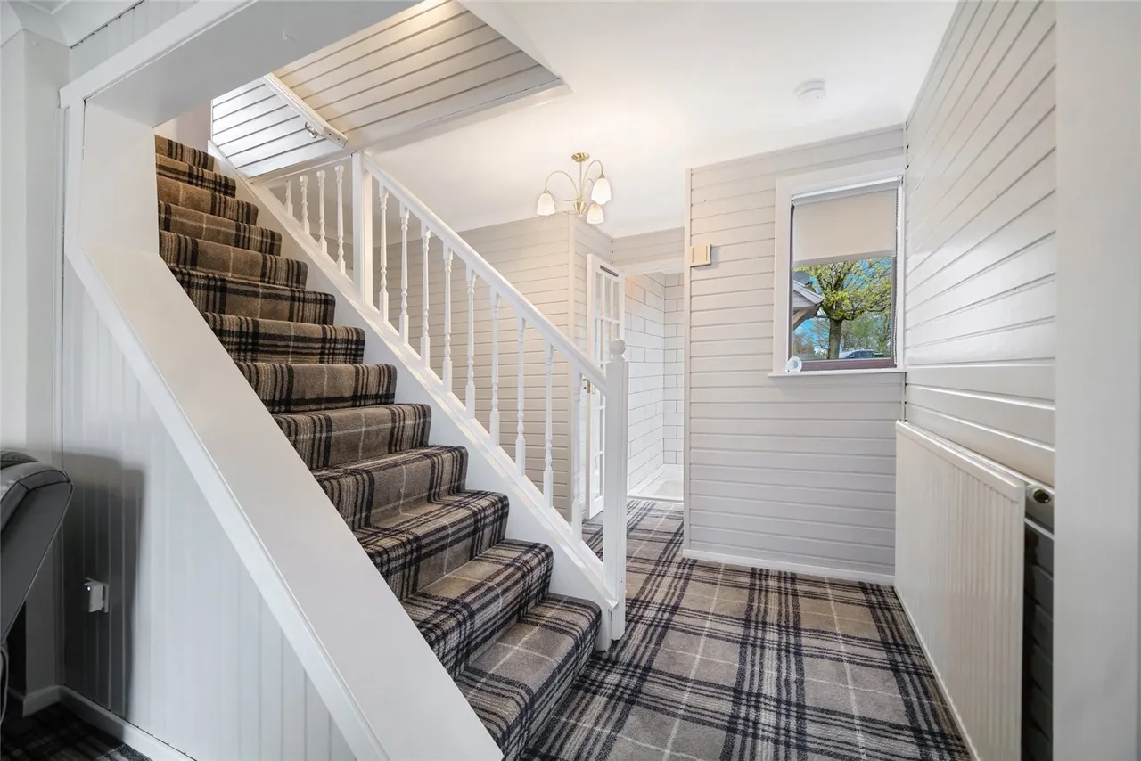 Helmsdale Court, Cambuslang, Glasgow, South Lanarkshire, G72, photo 3
