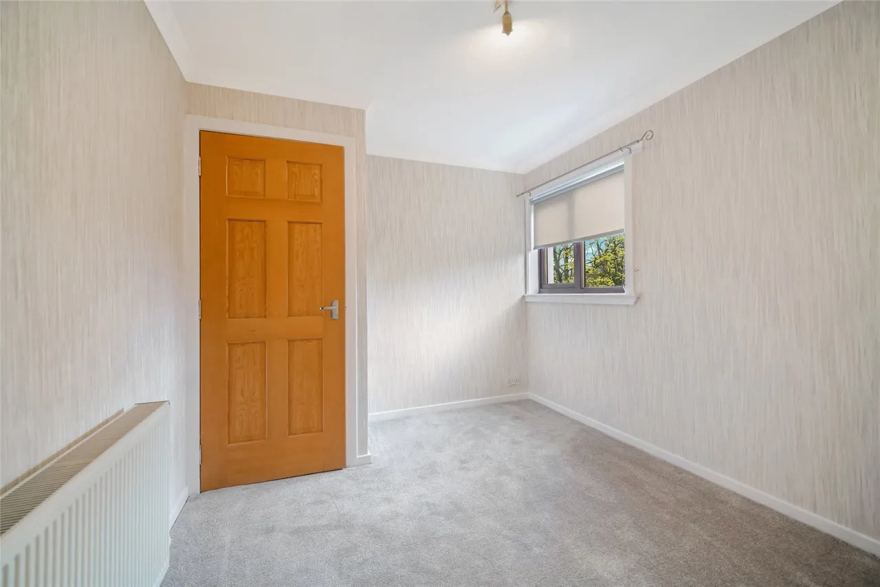 Helmsdale Court, Cambuslang, Glasgow, South Lanarkshire, G72, photo 13