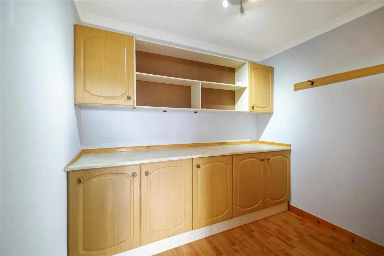 Helmsdale Court, Cambuslang, Glasgow, South Lanarkshire, G72, photo 8