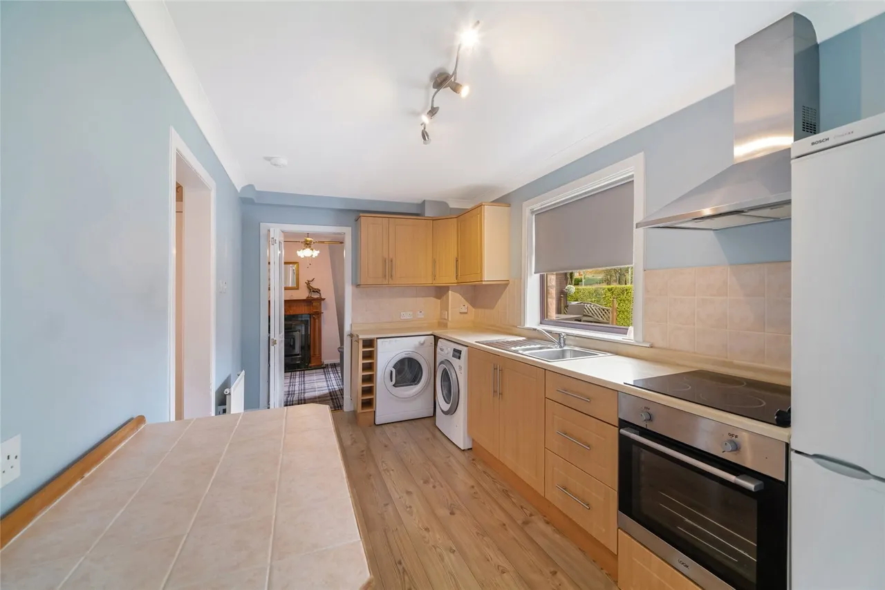 Helmsdale Court, Cambuslang, Glasgow, South Lanarkshire, G72, photo 7