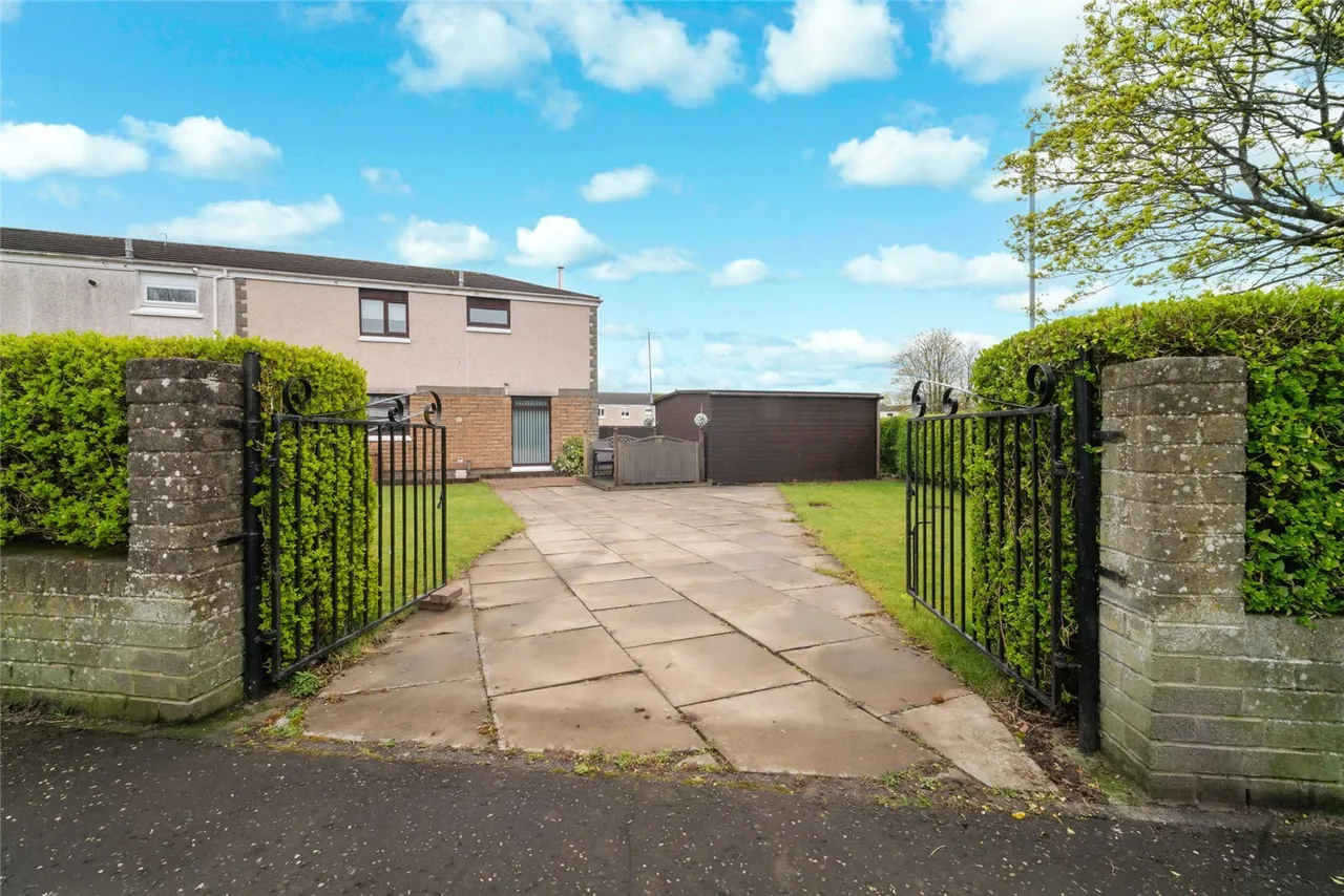 Helmsdale Court, Cambuslang, Glasgow, South Lanarkshire, G72, photo 17