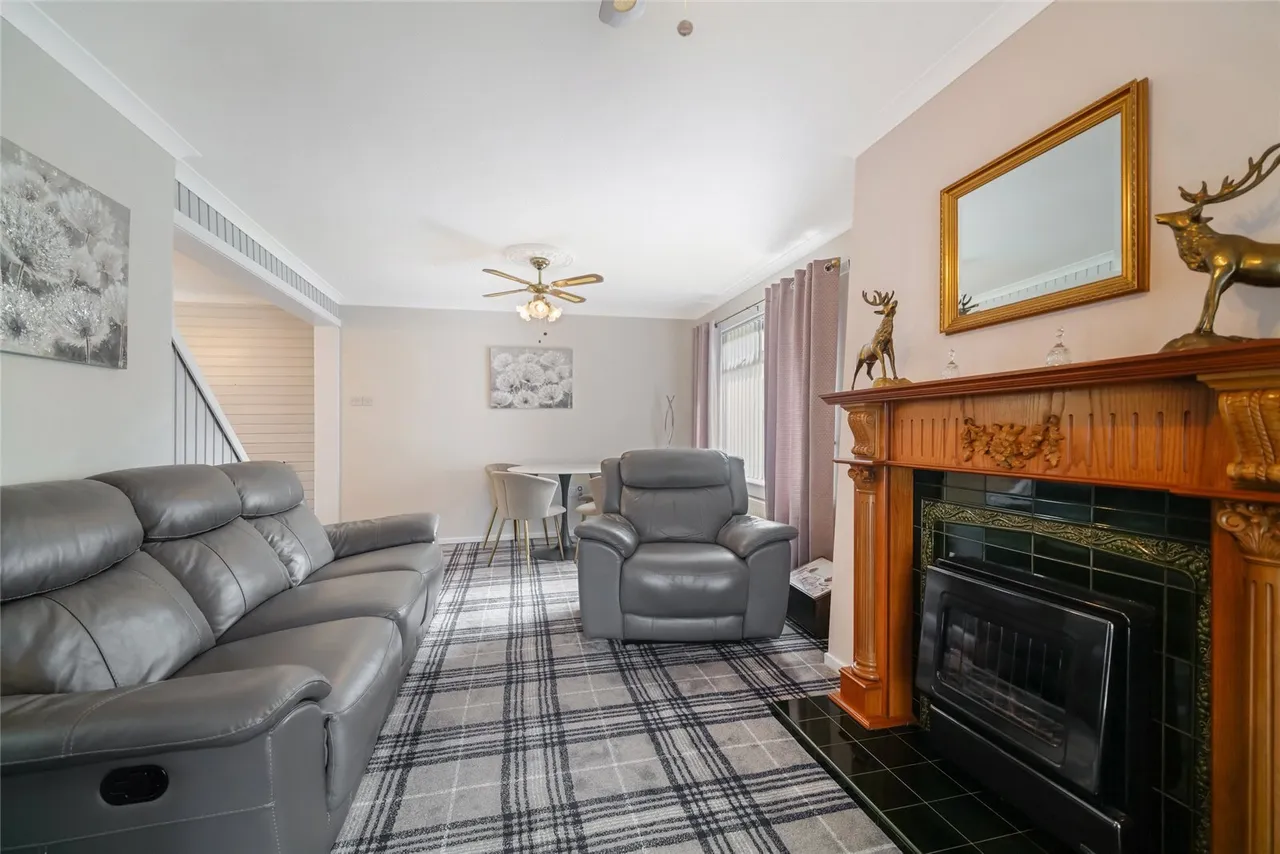 Helmsdale Court, Cambuslang, Glasgow, South Lanarkshire, G72, photo 5