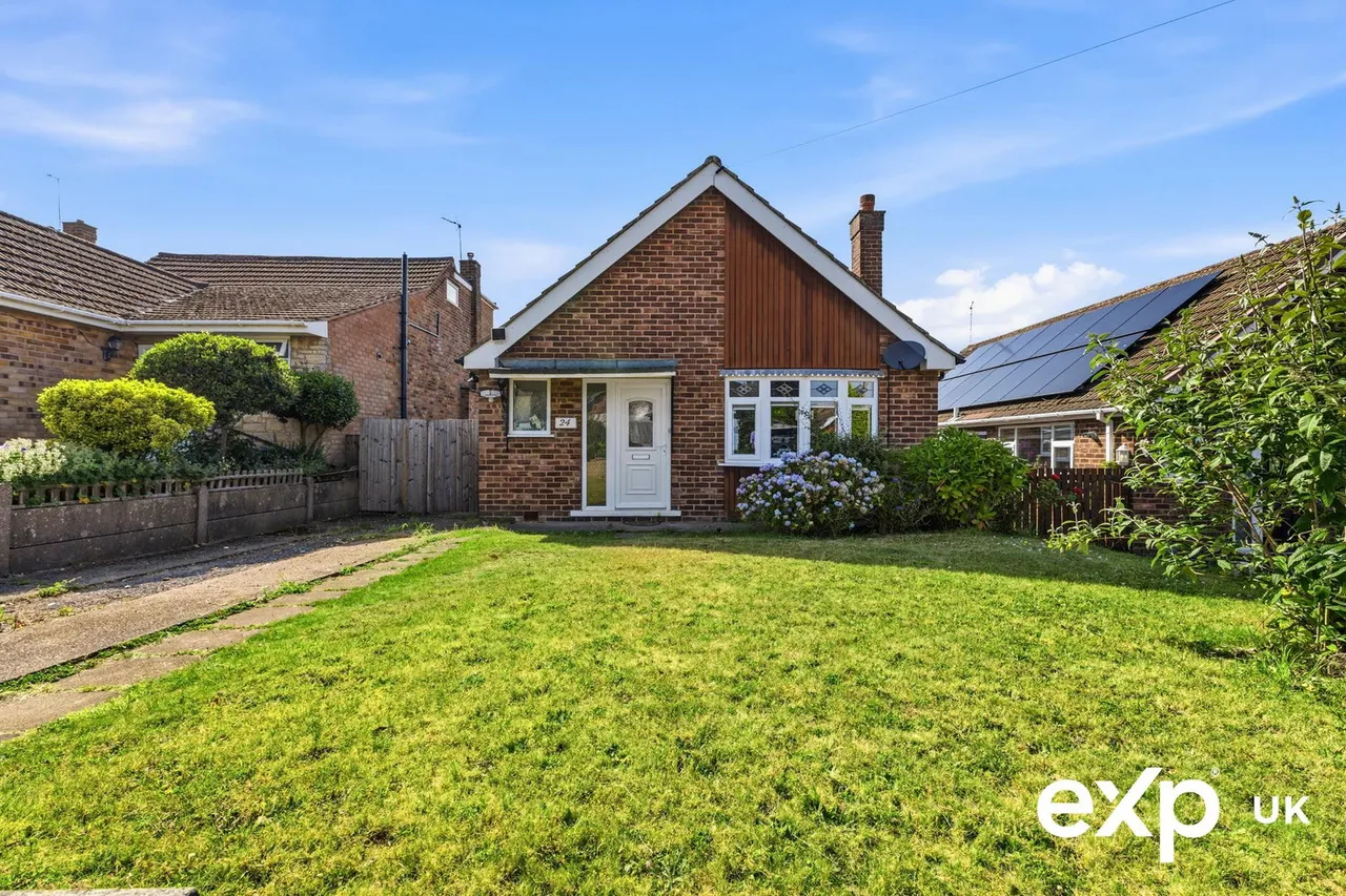 3 bed house for sale, Winster Avenue, Ravenshead