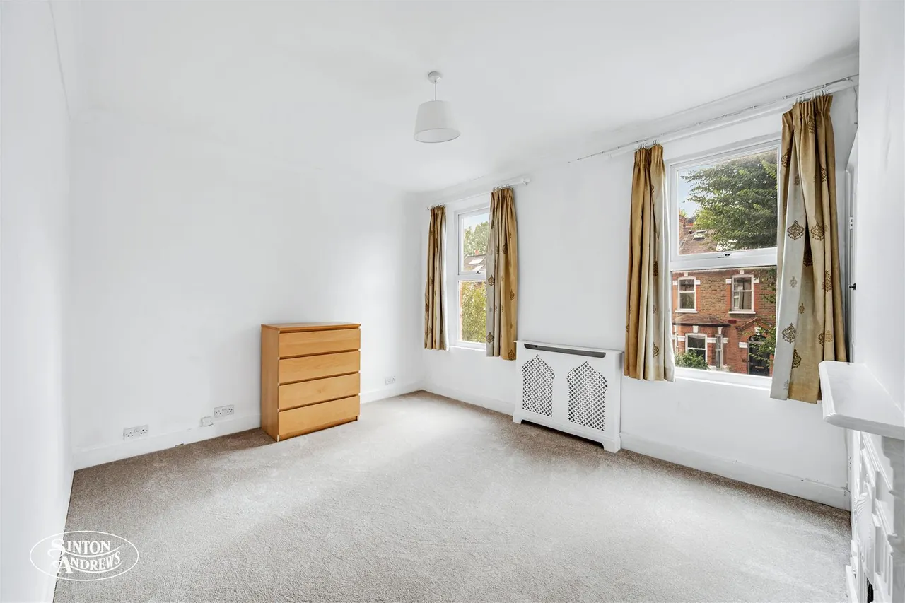 Chesham Terrace, Northfields, photo 7