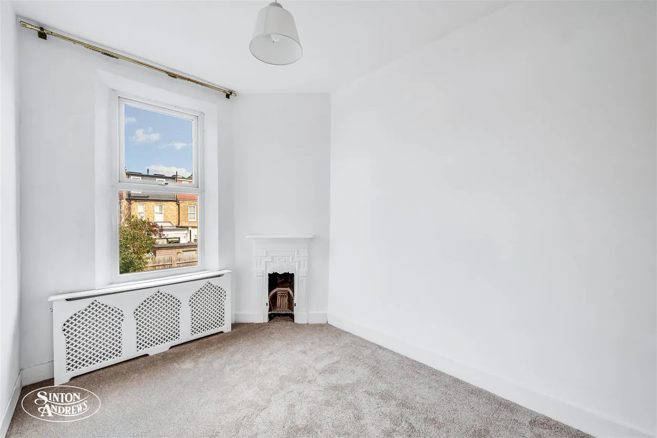 Chesham Terrace, Northfields, photo 8