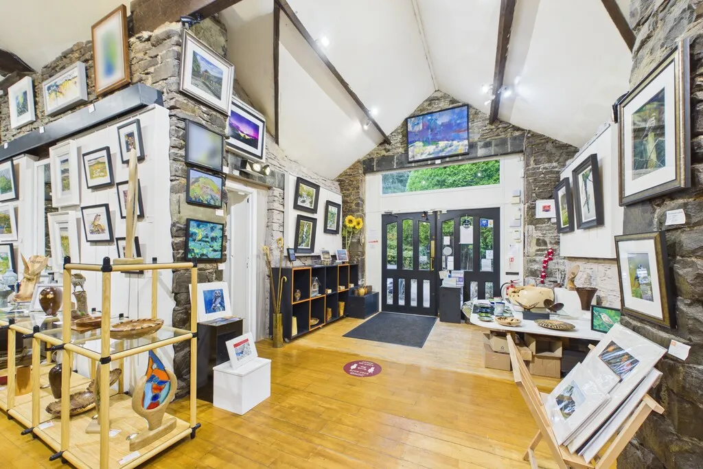 Thornthwaite Galleries, Thornthwaite, CA12, photo 10