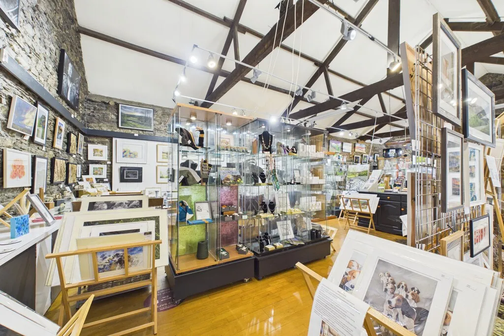 Thornthwaite Galleries, Thornthwaite, CA12, photo 6