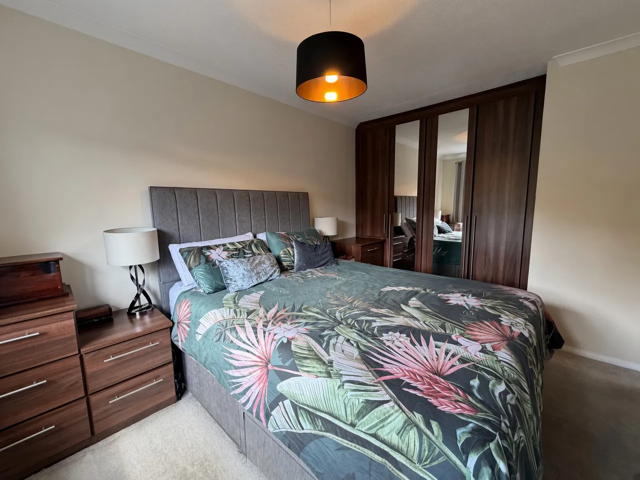 John Close, Aldershot, Hampshire, GU11 3BA, photo 8
