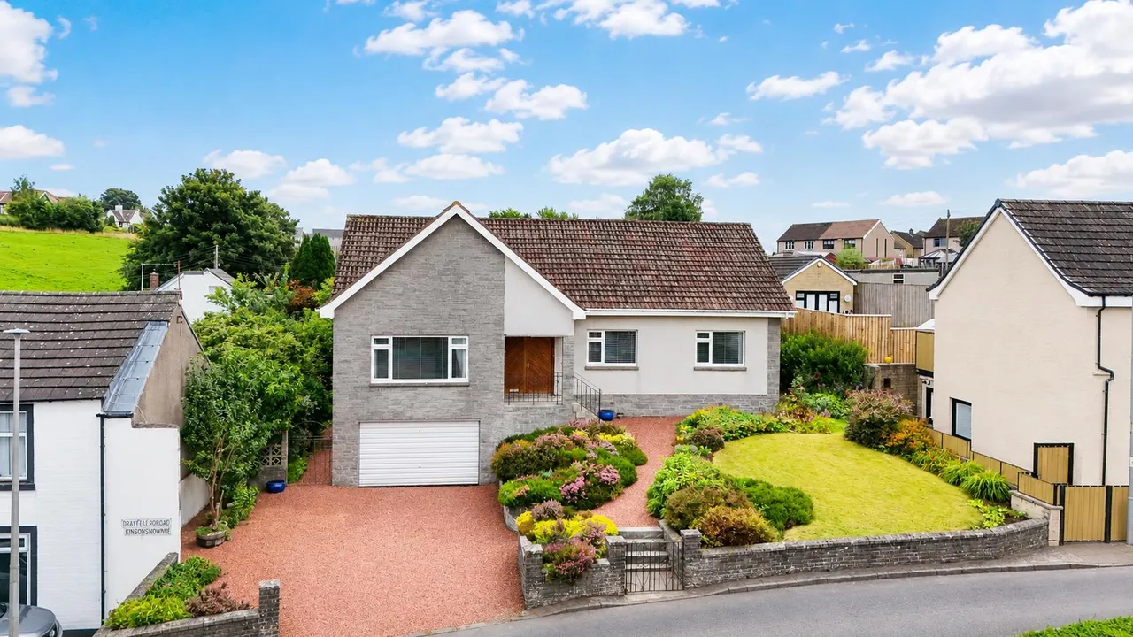 3 bed house for sale — Braxfield Road, Lanark, ML11 9BS