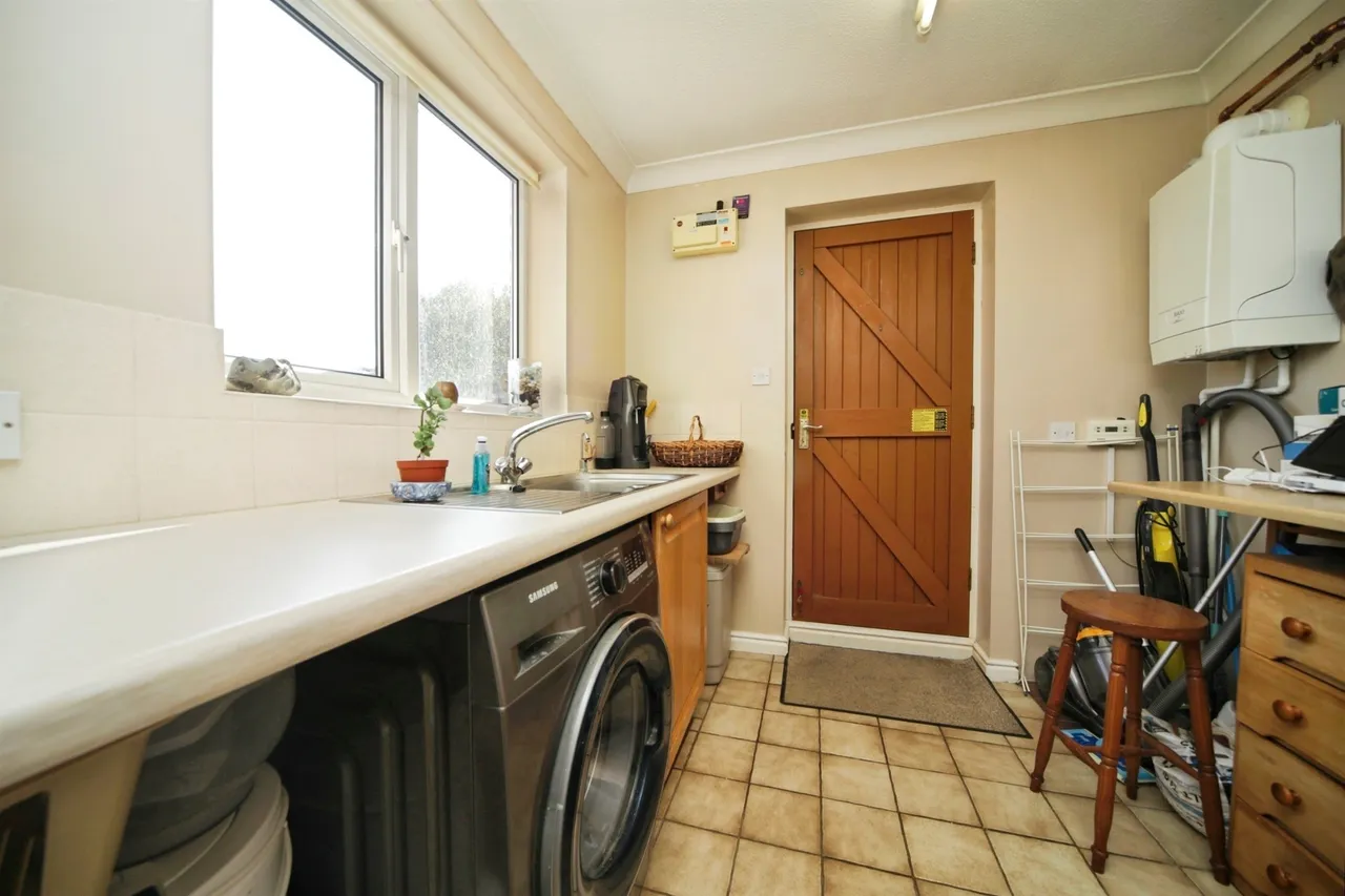 Hay Barn Meadow, Woolpit, IP30, photo 9