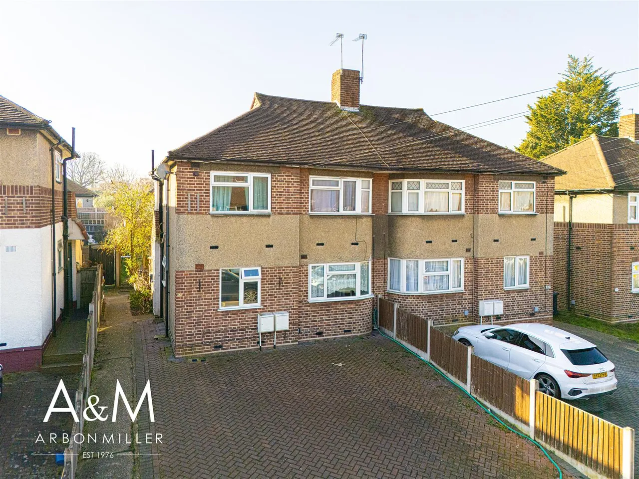 Fullwell Avenue, Clayhall, Essex, Ilford, IG50RB, photo 21