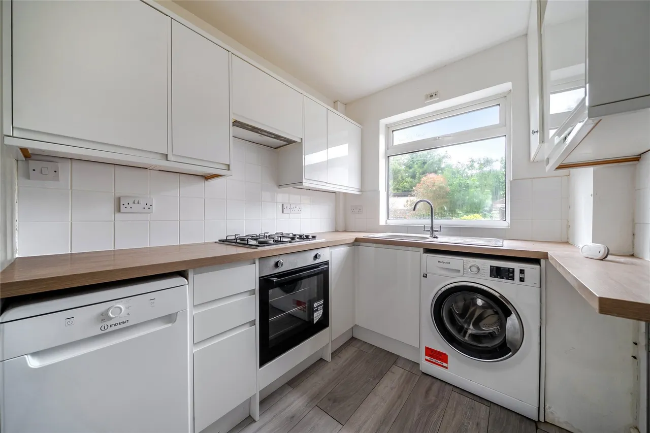 St. Johns Road, Petts Wood, Orpington, BR5, photo 5