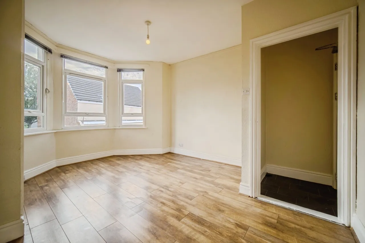 Fourth Avenue, Nottingham, NG7, photo 8