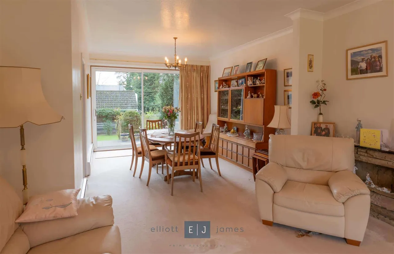 Clays Lane, Loughton, photo 7