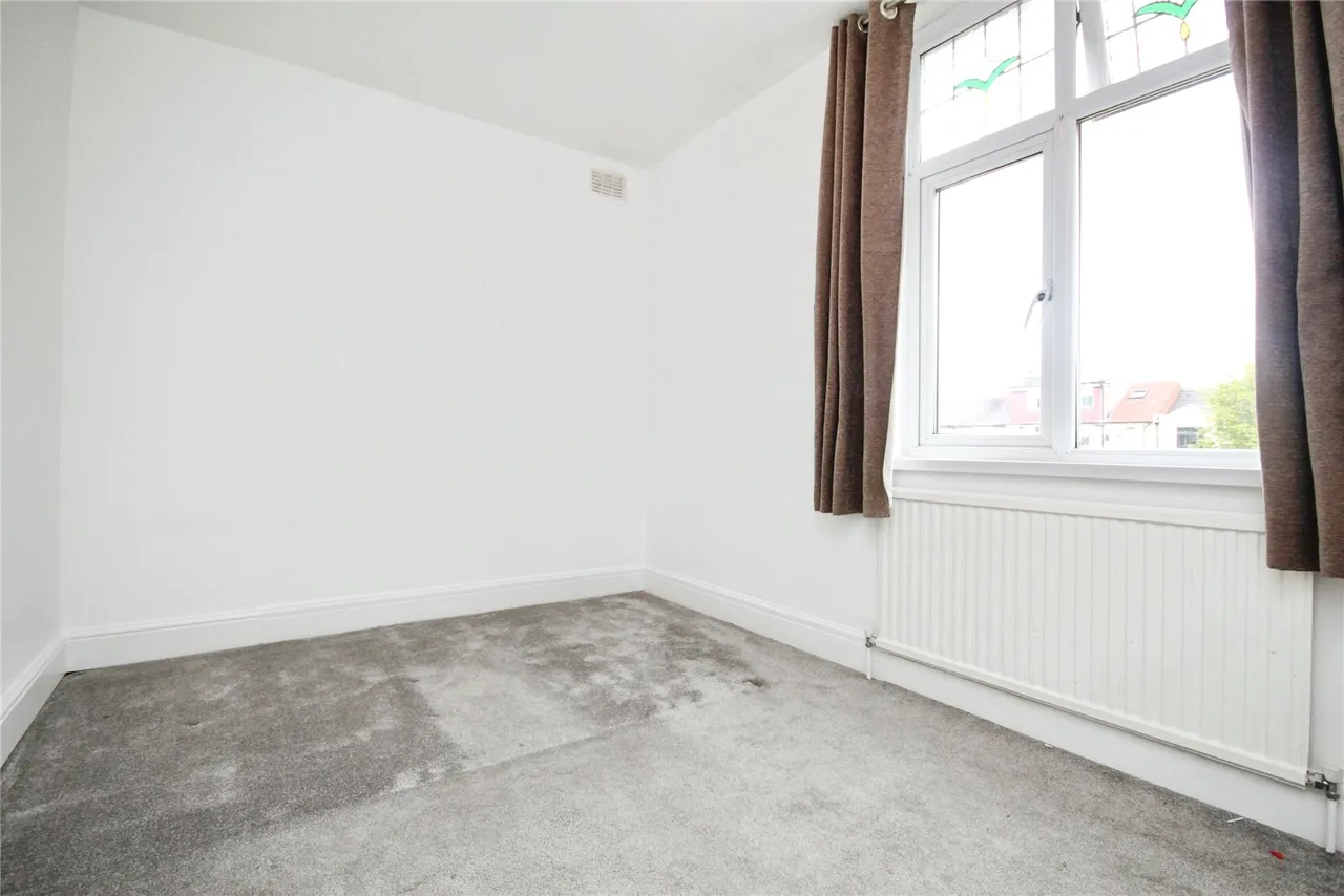 Upney Lane, Barking, IG11, photo 9
