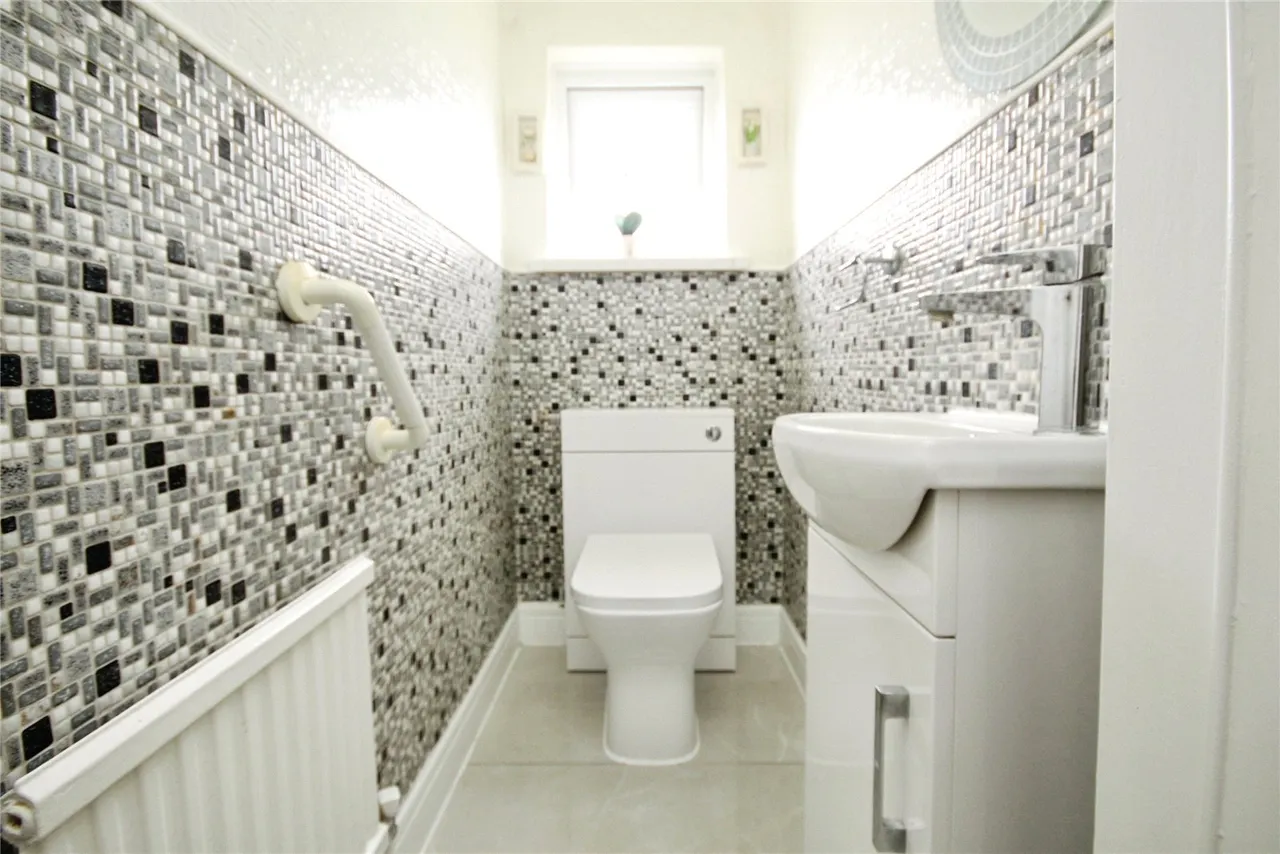 Upney Lane, Barking, IG11, photo 11