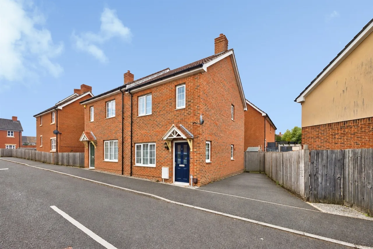 2 bed house for sale, Sherwell Close, Yeovil, BA21