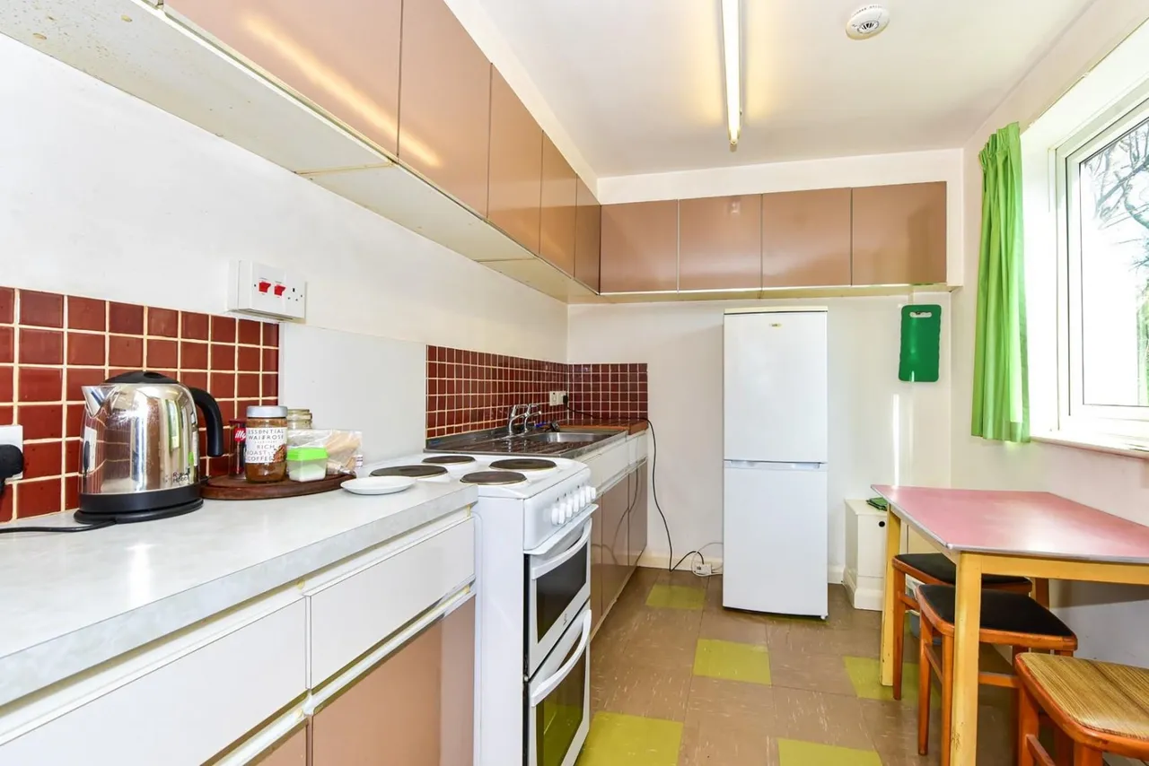 3 bed flat for sale — Graham Road, Sheffield