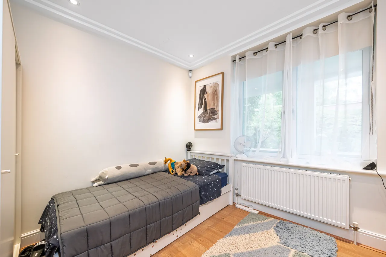 London, NW3, photo 6