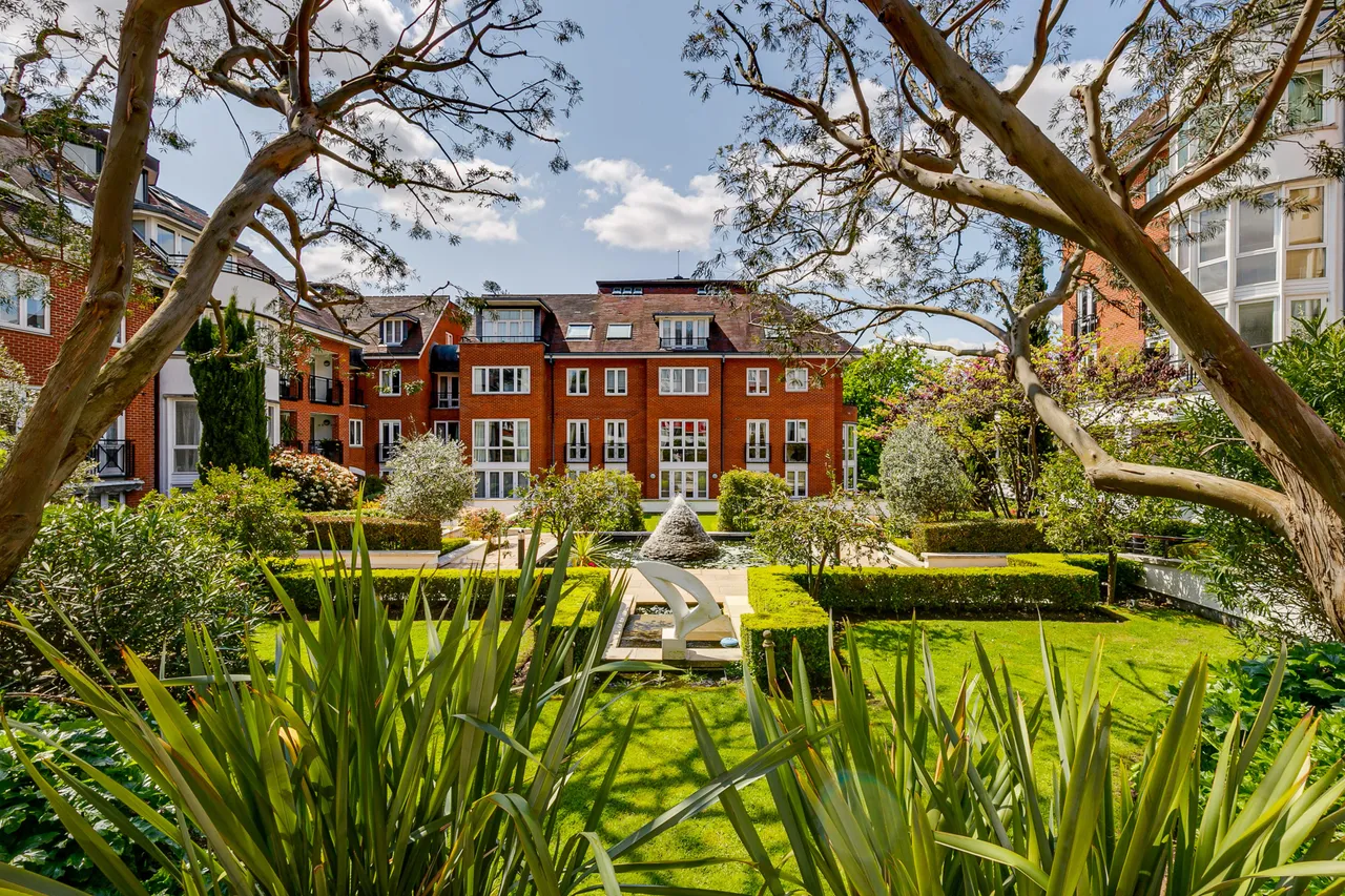 London, NW3, photo 16