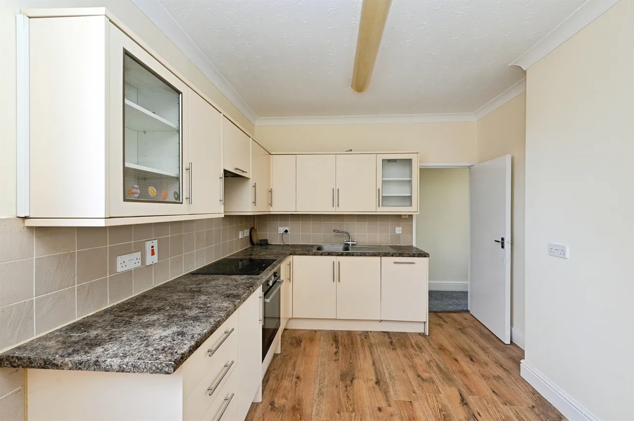 Wootton Road, Gaywood, King's Lynn, photo 3