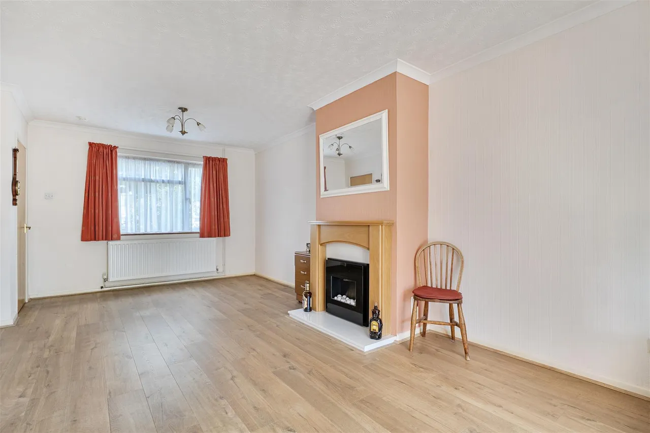 Wessex Road, Chippenham, SN14, photo 5