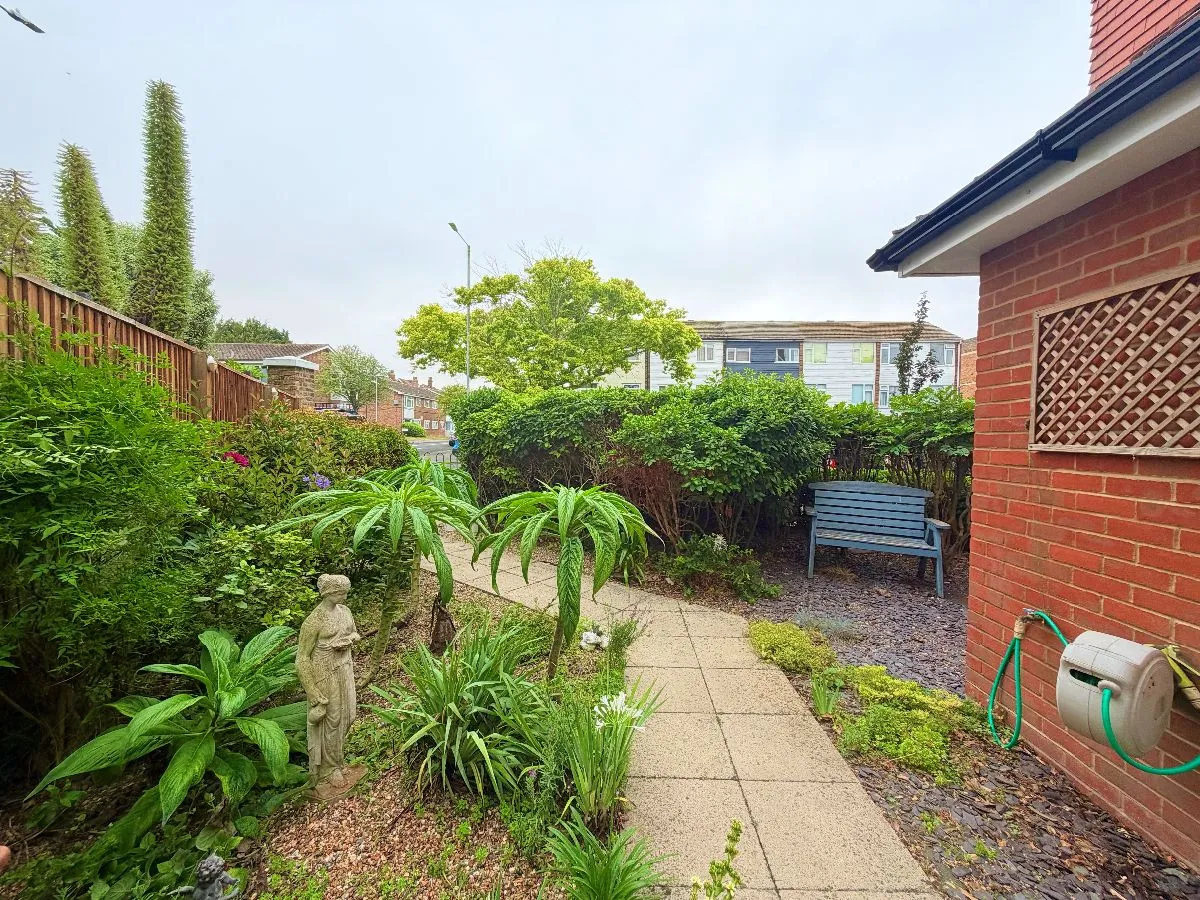Victoria Place, Westgate-on-Sea, Kent, CT8 8NG, photo 5