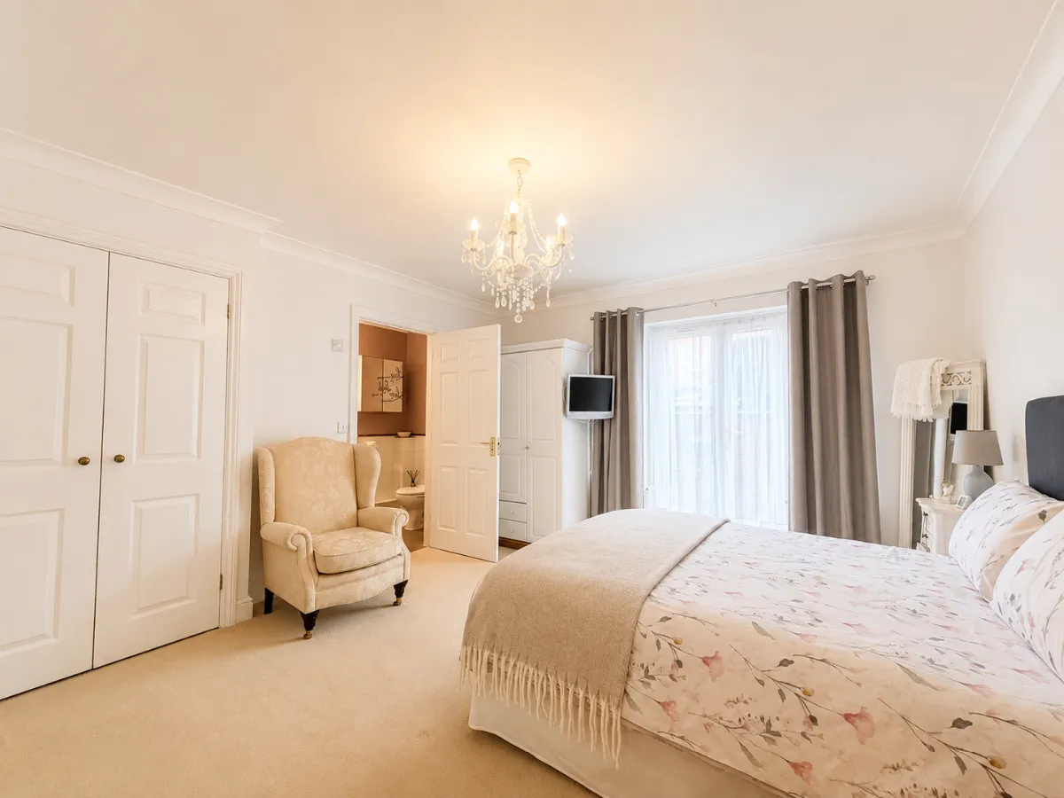 Victoria Place, Westgate-on-Sea, Kent, CT8 8NG, photo 8