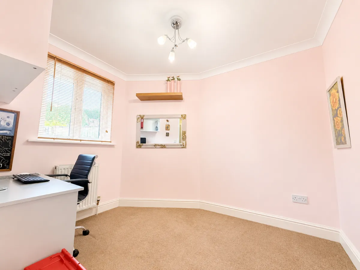 Victoria Place, Westgate-on-Sea, Kent, CT8 8NG, photo 13