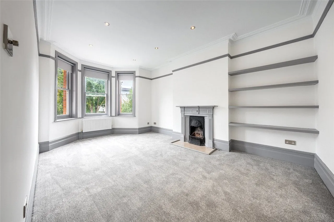 3 bed flat to rent, Delaware Road, Maida Vale, W9