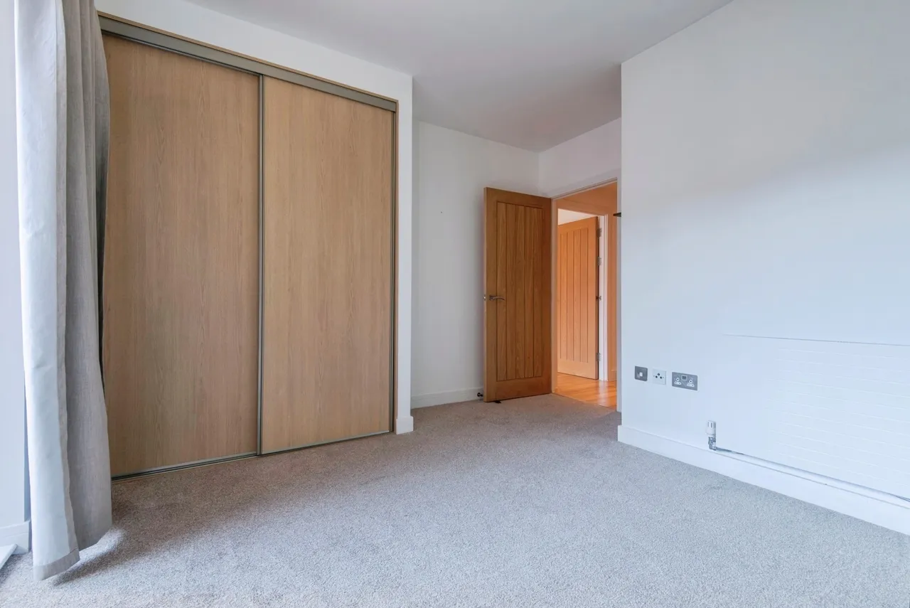 Portmill Lane, Hitchin, Hertfordshire, SG5, photo 7