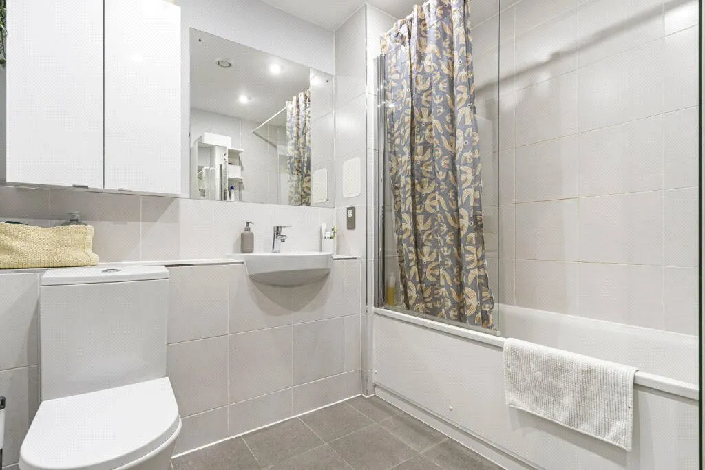 Bourbon Road, SW9, photo 10