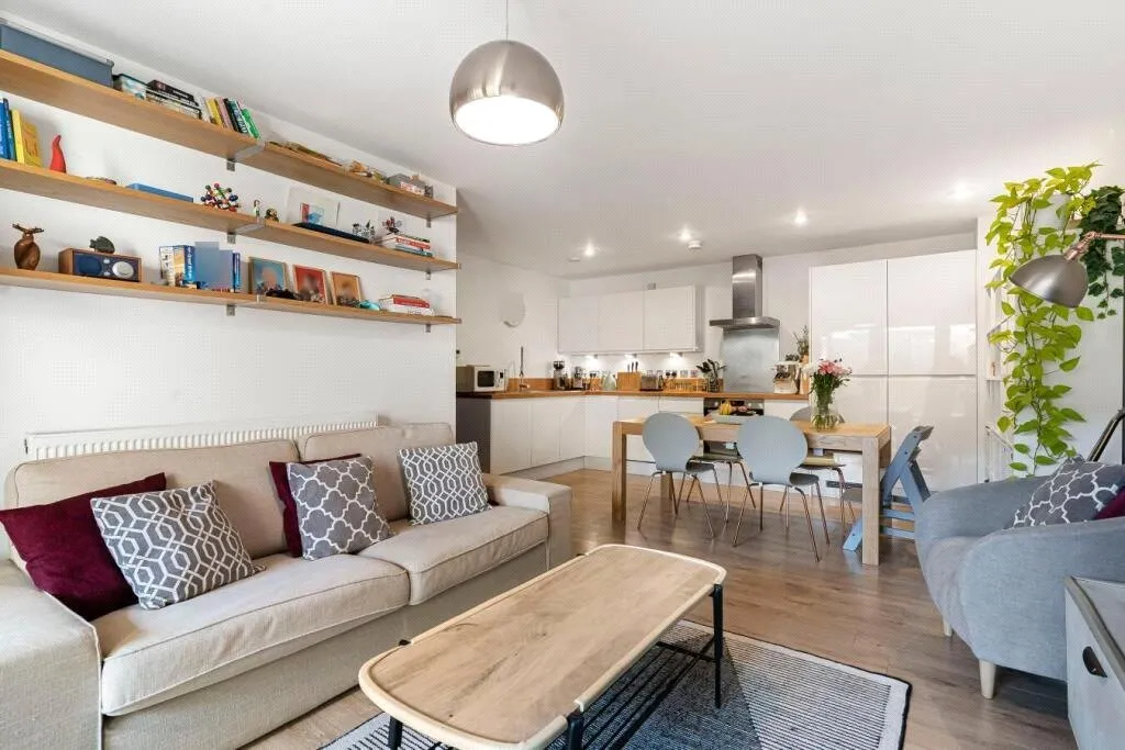 Bourbon Road, SW9, photo 13