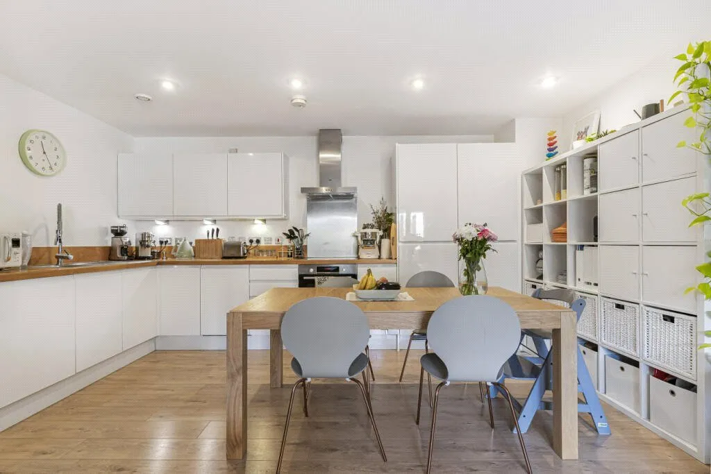Bourbon Road, SW9, photo 12