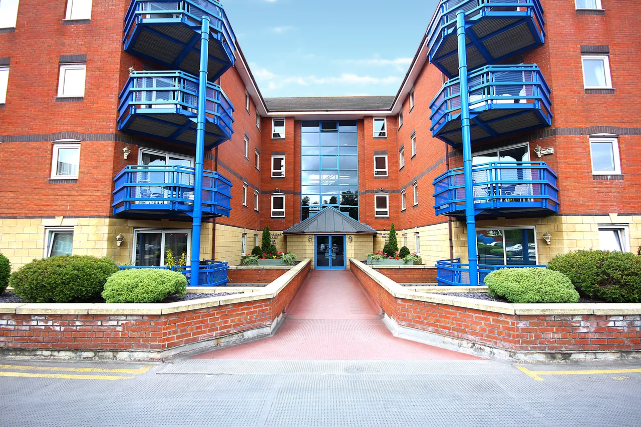 2 bed flat for sale — Mountbatten Close, Ashton-on-Ribble, Preston, Lancashire, PR2 2YJ