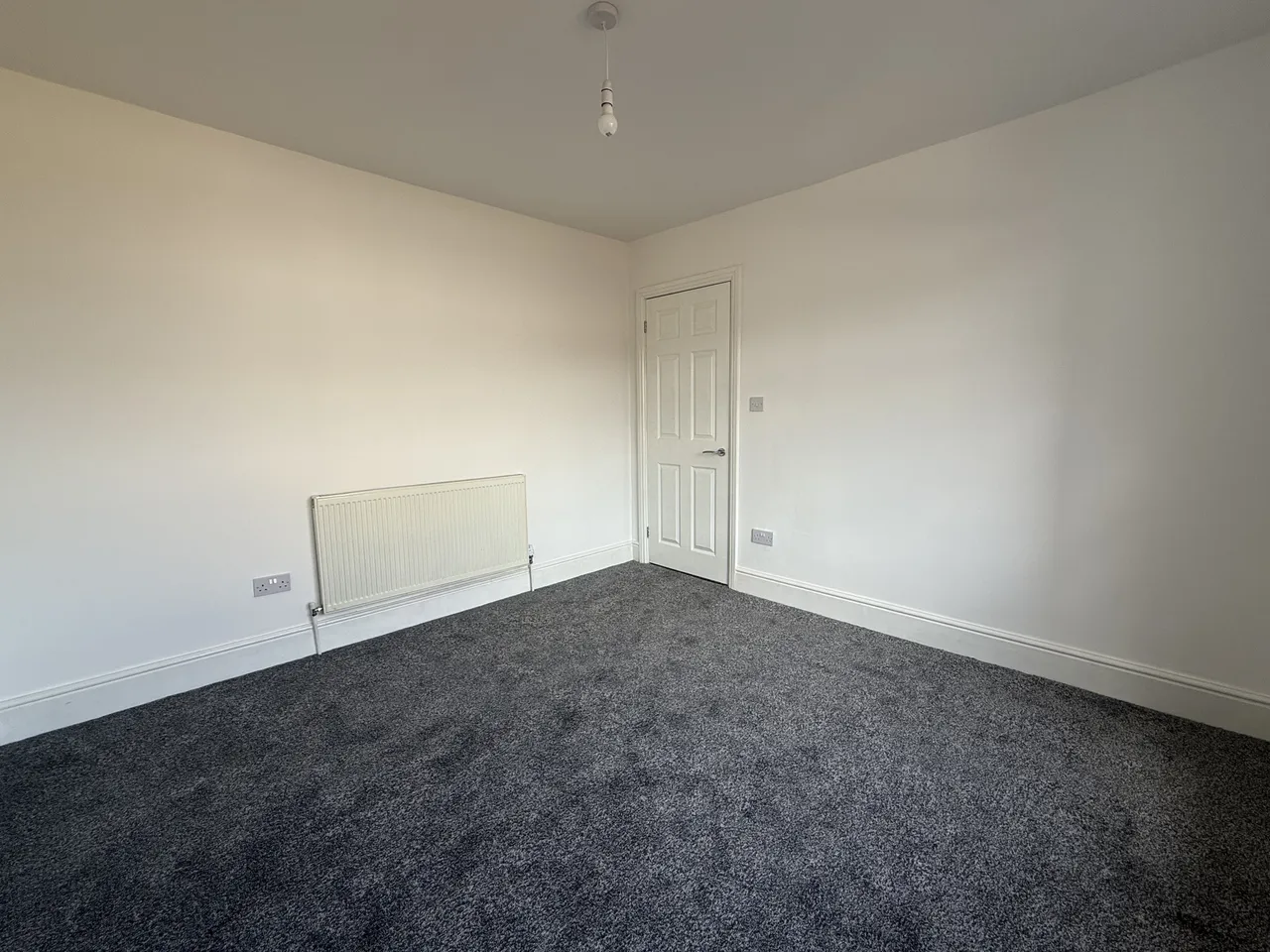 Central Avenue, Abbey Green, CV11, photo 9