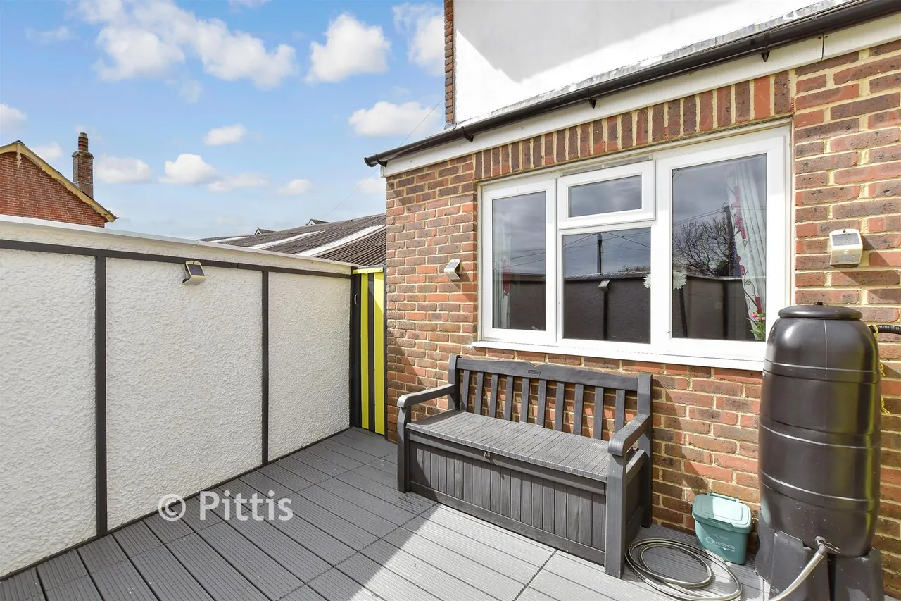 Ventnor Road, Apse Heath, PO36, photo 10