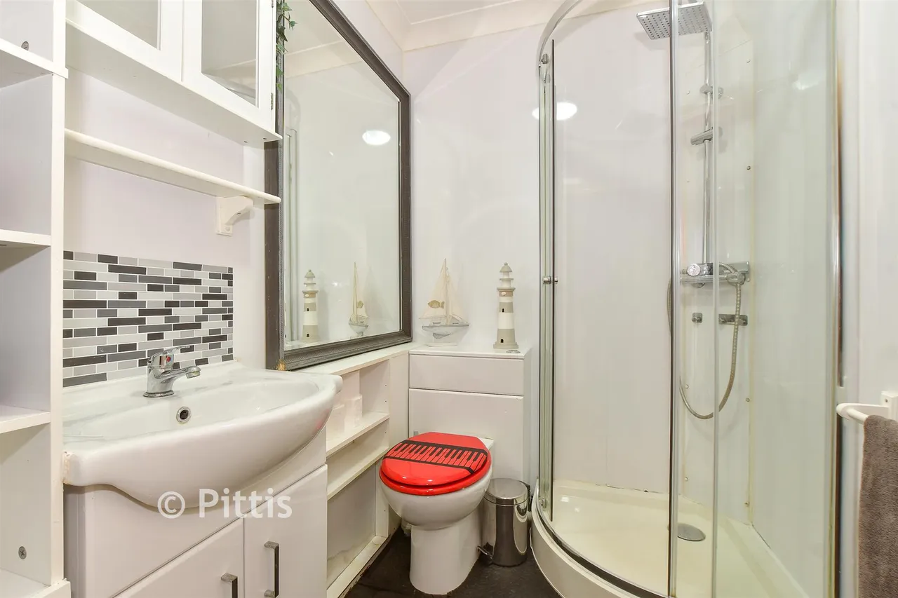 Ventnor Road, Apse Heath, PO36, photo 9