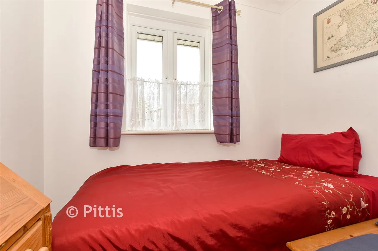Ventnor Road, Apse Heath, PO36, photo 8