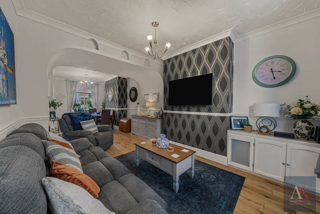 Weston Avenue, Rochdale OL16 4PW, photo 5