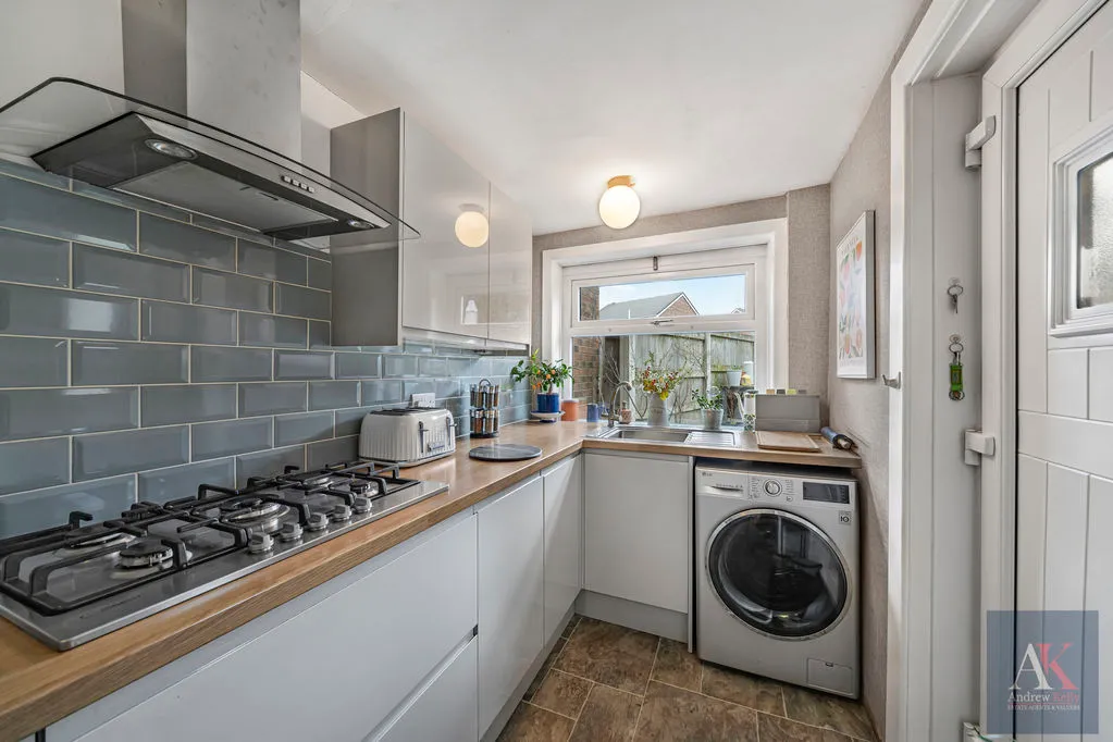 Weston Avenue, Rochdale OL16 4PW, photo 7